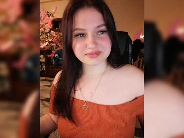 Yulua1285's BongaCams show and profile