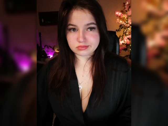 Yulua1285's BongaCams show and profile