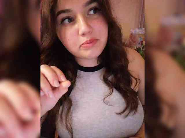JuliaHesperaks webcam