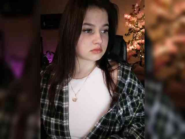 JuliaHesperaks webcam