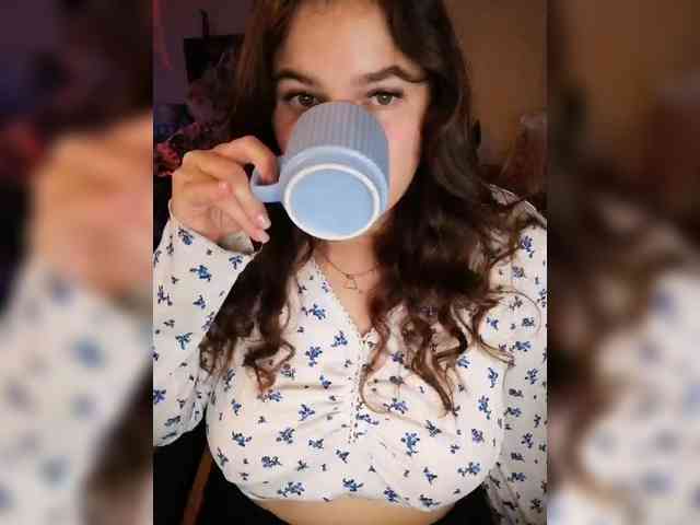 JuliaHesperaks webcam