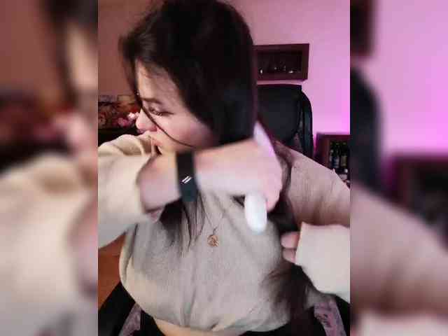 JuliaHesperaks webcam