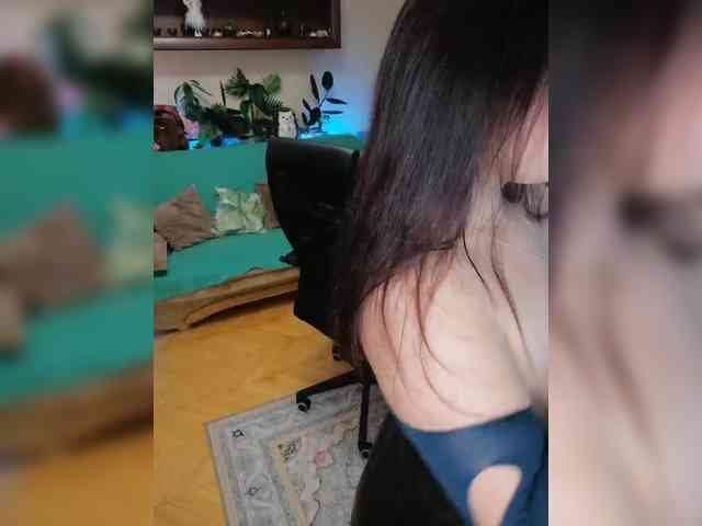 JuliaHesperaks webcam