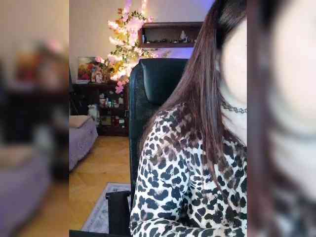 JuliaHesperaks webcam