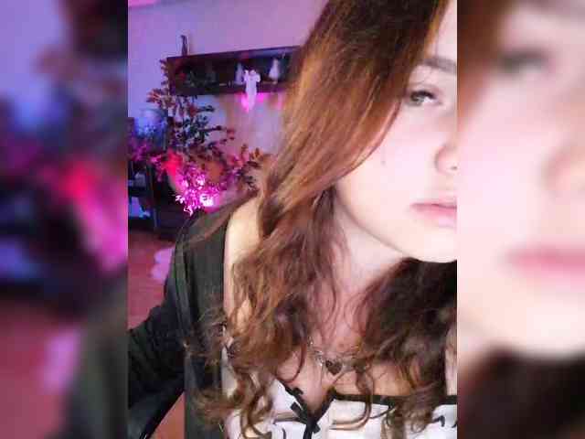 JuliaHesperaks webcam