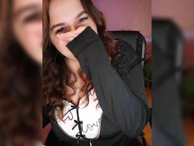 JuliaHesperaks webcam