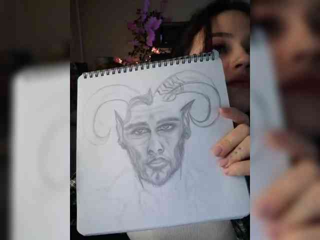 JuliaHesperaks webcam