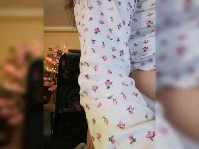 JuliaHesperaks webcam