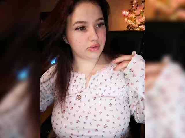 JuliaHesperaks webcam