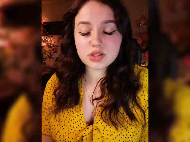 JuliaHesperaks webcam