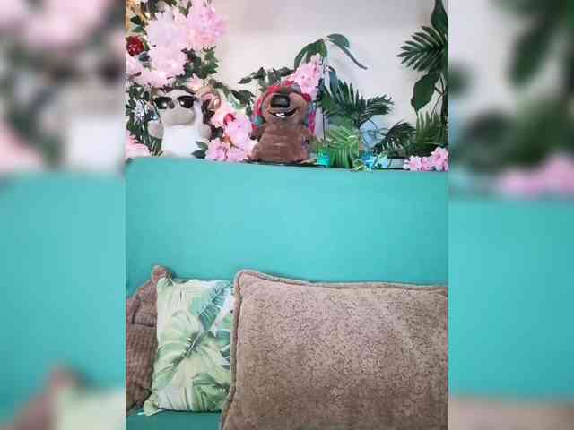 JuliaHesperaks webcam