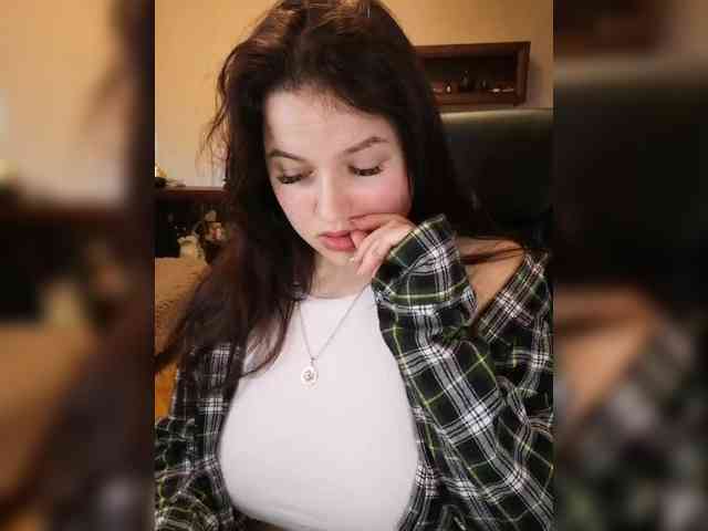 JuliaHesperaks webcam