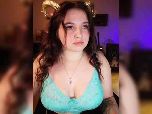 JuliaHesperaks webcam