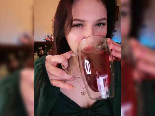 JuliaHesperaks webcam