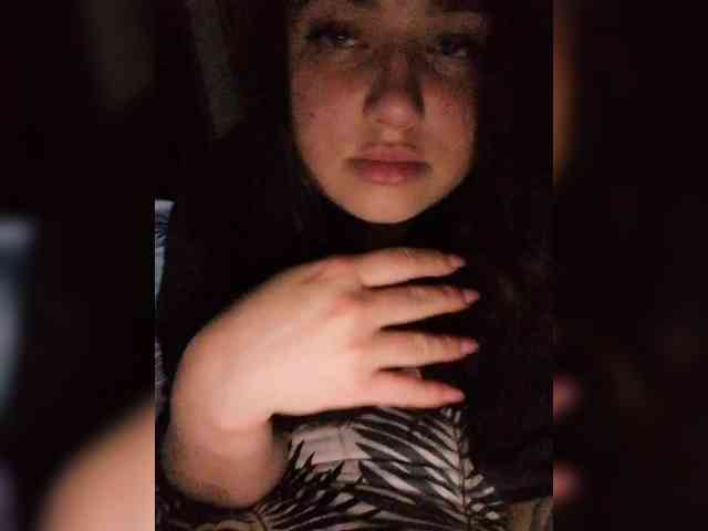 Cute______demon webcam
