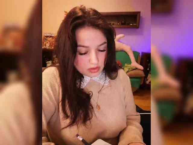 JuliaHesperaks webcam