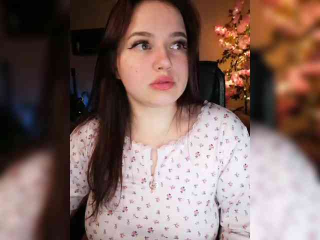 JuliaHesperaks webcam