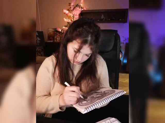 JuliaHesperaks webcam