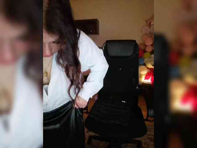 JuliaHesperaks webcam