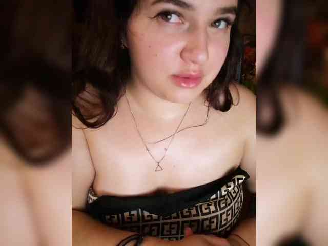 JuliaHesperaks webcam