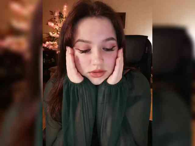 JuliaHesperaks webcam