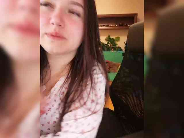 JuliaHesperaks webcam