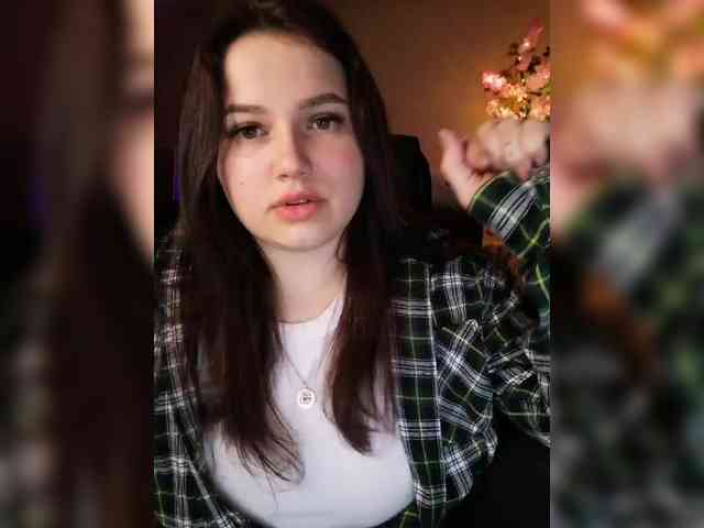 JuliaHesperaks webcam