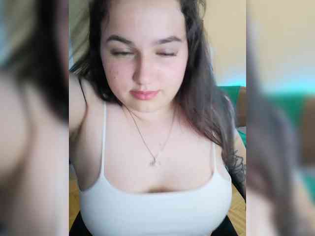 YulkaShpulka webcam