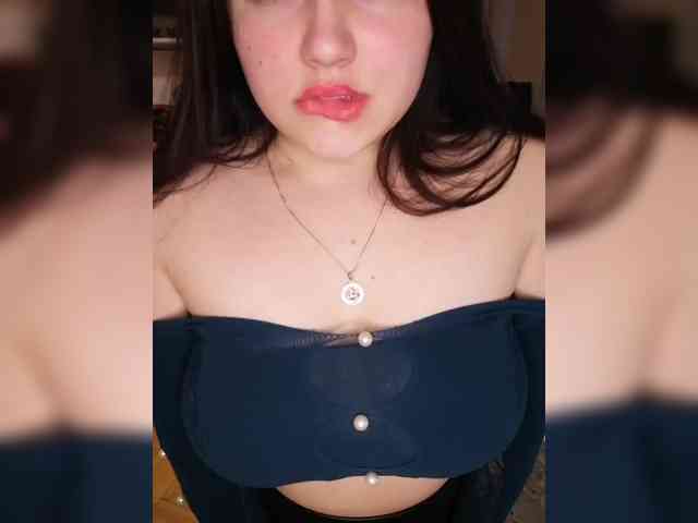 JuliaHesperaks webcam