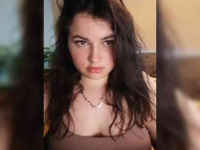 Cute______demon webcam