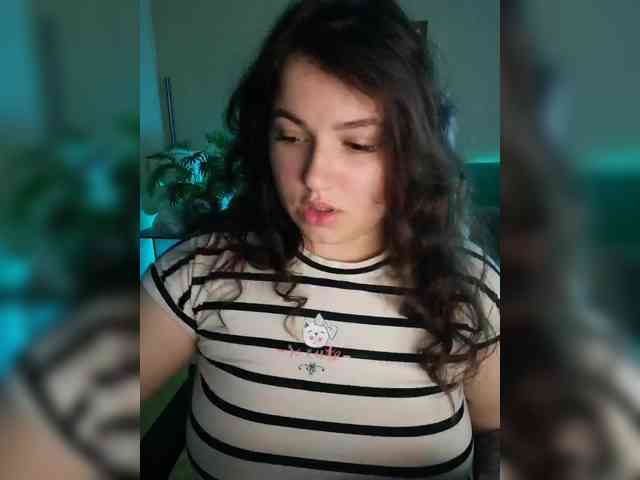 YulkaShpulka webcam