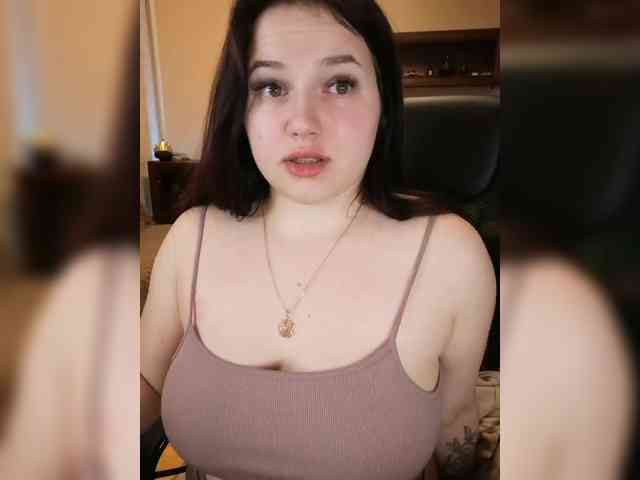 JuliaHesperaks webcam