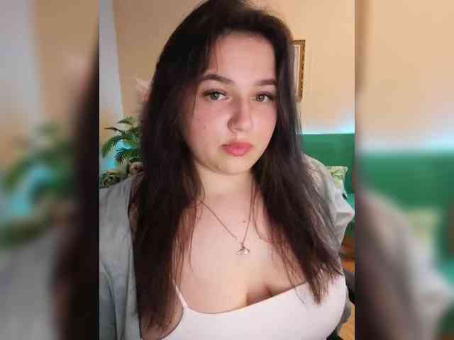YulkaShpulka webcam