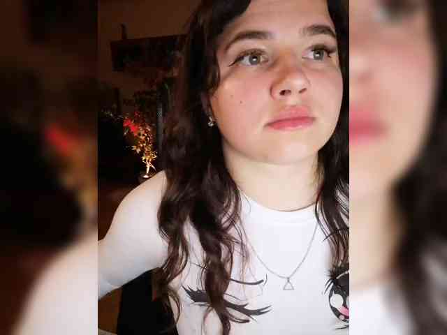 JuliaHesperaks webcam