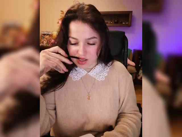 JuliaHesperaks webcam