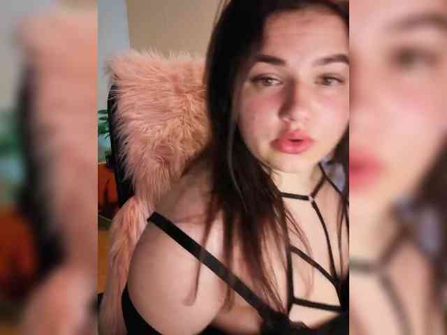 Cute______demon webcam