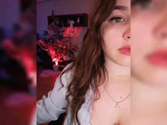 JuliaHesperaks webcam