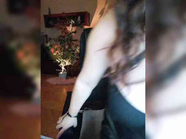 JuliaHesperaks webcam