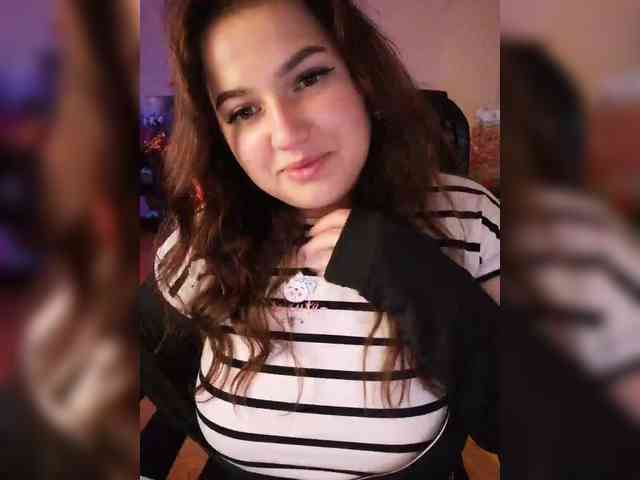JuliaHesperaks webcam