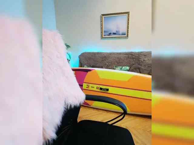 Cute______demon webcam