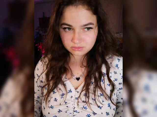 JuliaHesperaks webcam