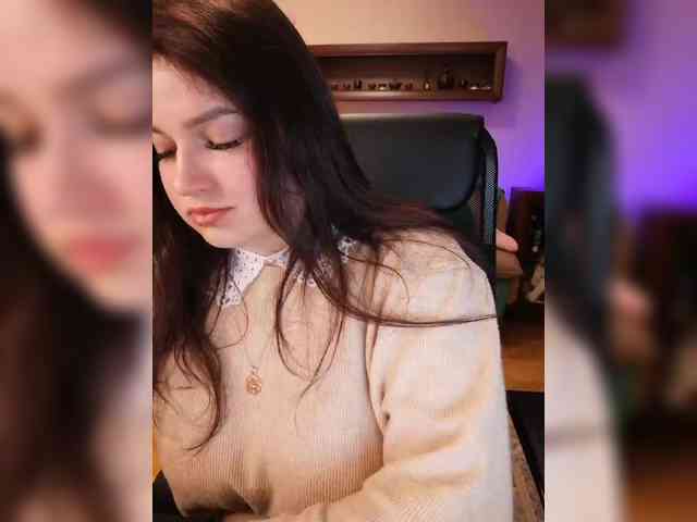 JuliaHesperaks webcam