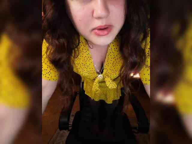 JuliaHesperaks webcam