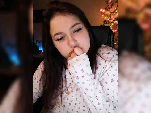 JuliaHesperaks webcam