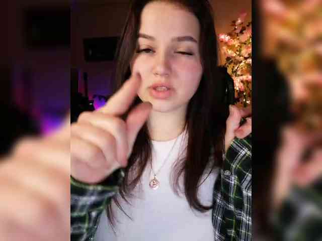 JuliaHesperaks webcam