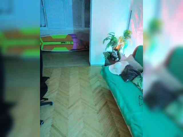 YulkaShpulka webcam