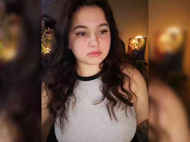 JuliaHesperaks webcam