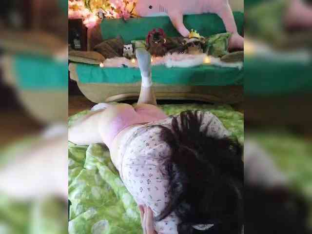 JuliaHesperaks webcam