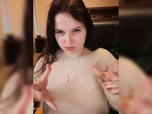 JuliaHesperaks webcam