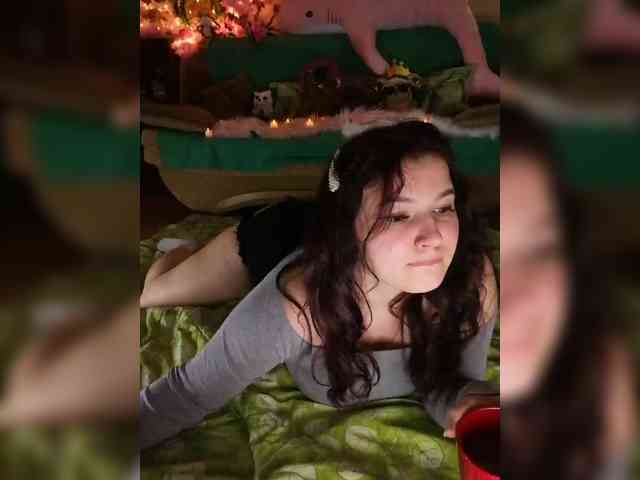 JuliaHesperaks webcam